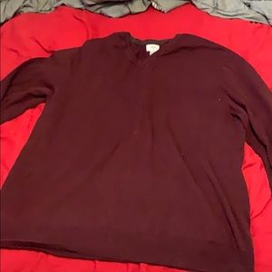 Maroon sweater